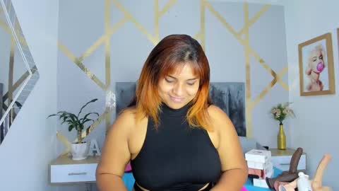   Angelina  online show from February 21, 2025, 3:23 am