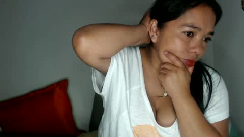 rebeca online show from June 26, 2026, 11:42 pm