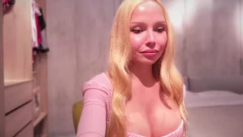 Angelina online show from July 7, 2026, 2:54 pm