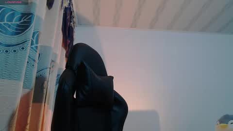 Snapshot of aniie_sweet4u chatting on May 11, 2026, 2:45 pm ANIIE online show from May 11, 2026, 2:45 pm