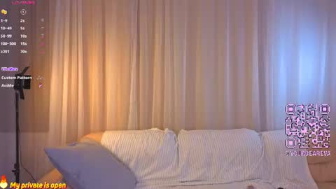 Snapshot of anika_heir chatting on June 18, 2026, 4:22 pm Alice online show from June 18, 2026, 4:22 pm