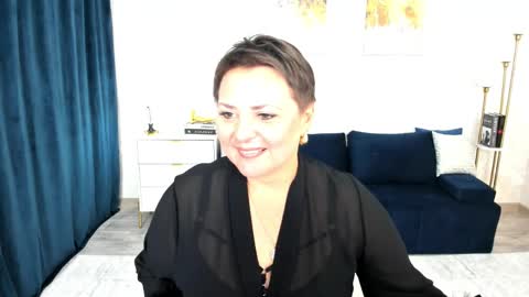 annacorlane online show from May 28, 2026, 6:32 am