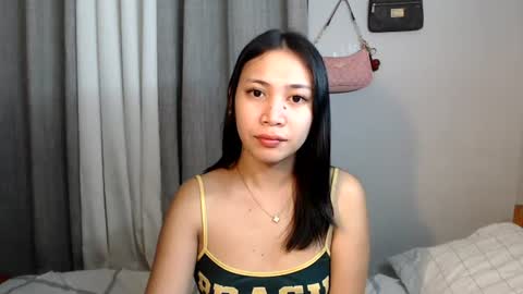anne_chanelx online show from June 30, 2026, 7:37 pm