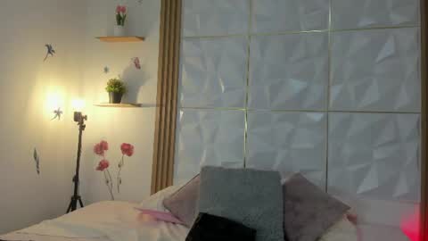   online show from June 29, 2026, 1:33 pm