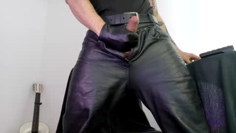 antonnello_ online show from July 15, 2026, 3:28 pm