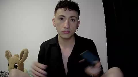 aogut17 online show from June 14, 2026, 5:53 am