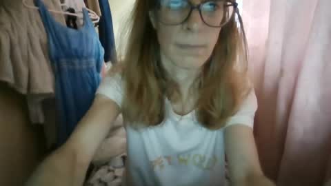 Snapshot of aphrodity_rox chatting on June 23, 2026, 4:05 pm Aphrodity Rox online show from June 23, 2026, 4:05 pm