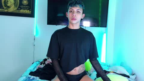 Snapshot of apolo_prince1 chatting on July 1, 2026, 10:42 pm Apolo online show from July 1, 2026, 10:42 pm