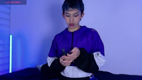 Snapshot of apolo_prince1 chatting on August 2, 2026, 1:26 am Apolo online show from August 2, 2026, 1:26 am