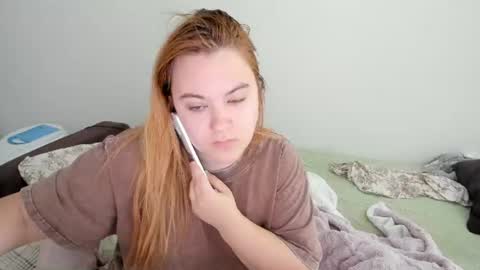 appleyummybuns online show from June 13, 2026, 7:28 am