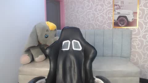 ariabliss_ch online show from June 25, 2026, 3:17 am