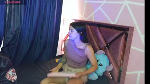 dafna lorens  online show from June 29, 2026, 1:44 pm