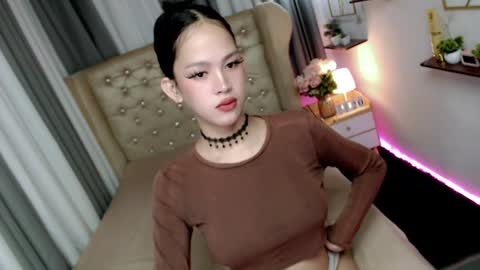 Snapshot of ariahooper chatting on June 13, 2026, 9:07 am Christine JorgensenChristmas wish breasts implants online show from June 13, 2026, 9:07 am