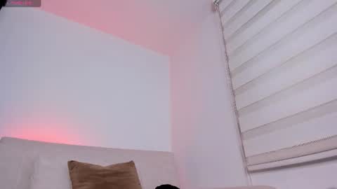 arianna_0 online show from July 7, 2026, 1:04 pm