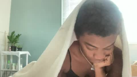 Snapshot of arielbliss69 chatting on July 13, 2026, 7:49 pm arielbliss69 online show from July 13, 2026, 7:49 pm
