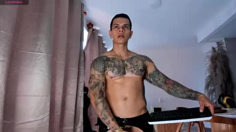 DarkMaster online show from April 22, 2026, 10:00 pm