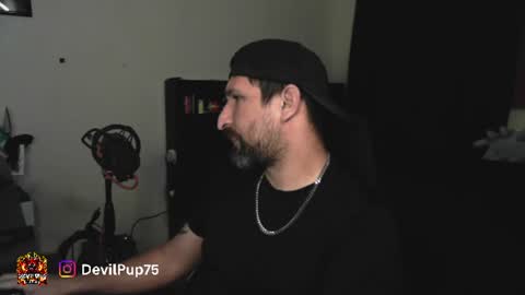 Snapshot of asanator101 chatting on July 17, 2026, 6:31 am devilPup75 online show from July 17, 2026, 6:31 am