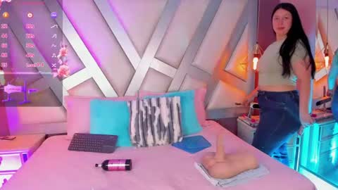 Ashley  online show from August 3, 2026, 1:27 pm