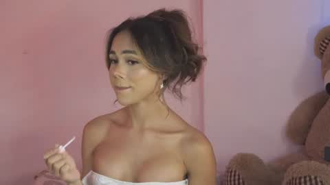 ashley_winhouse online show from July 25, 2026, 11:02 pm