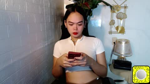 Snapshot of asian_pretty143 chatting on June 15, 2026, 6:37 am asian_pretty143 online show from June 15, 2026, 6:37 am