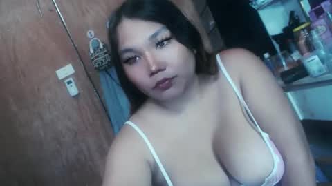 asianbigbobsie online show from February 6, 2026, 4:43 pm