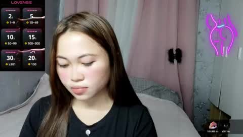 Snapshot of asianlyn69 chatting on July 22, 2026, 8:28 am asianlyn69 online show from July 22, 2026, 8:28 am