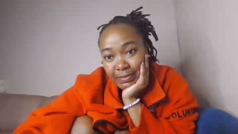 atara_seren online show from May 26, 2026, 9:55 pm