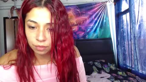 Snapshot of atena_messy chatting on November 2, 2025, 12:18 pm atena messy online show from November 2, 2025, 12:18 pm
