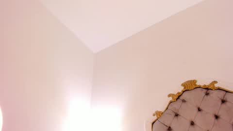 Snapshot of atenea_lux chatting on July 2, 2026, 6:58 pm atenea lux online show from July 2, 2026, 6:58 pm