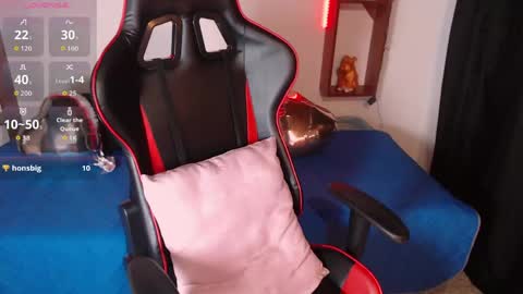 athena_snaw online show from April 30, 2026, 8:26 pm