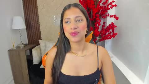 Snapshot of atiena_ chatting on July 2, 2026, 7:42 pm Atiena online show from July 2, 2026, 7:42 pm