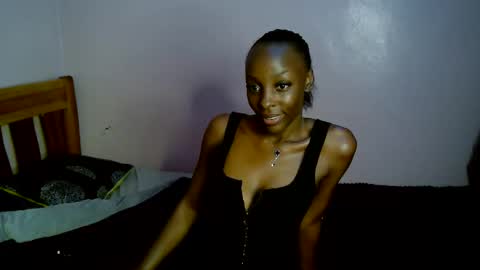 Snapshot of aurora_angella chatting on January 19, 2026, 1:04 pm Aurora online show from January 19, 2026, 1:04 pm
