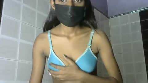 avery_lust01 online show from May 16, 2026, 6:54 am