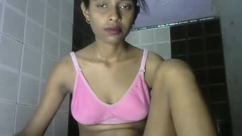 avery_lust01 online show from May 28, 2026, 6:10 am