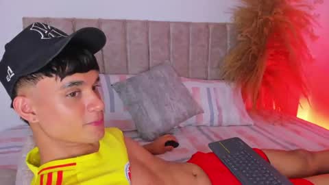 AXEL online show from June 27, 2026, 12:22 pm