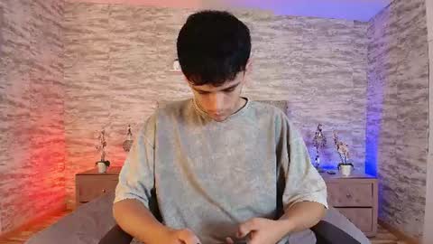 Snapshot of axel_draven chatting on June 30, 2026, 12:39 pm axel_draven online show from June 30, 2026, 12:39 pm