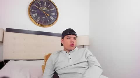 Snapshot of axel_forte chatting on June 25, 2026, 2:43 pm Axel Forte online show from June 25, 2026, 2:43 pm