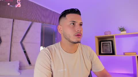 Snapshot of axel_grey_ chatting on July 6, 2026, 1:08 pm axel_grey_ online show from July 6, 2026, 1:08 pm