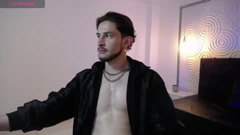 Axel  online show from June 7, 2026, 12:59 am