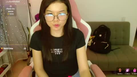 Azu  online show from May 5, 2026, 11:57 pm
