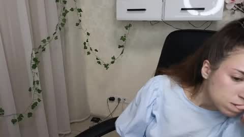 Anya online show from May 25, 2026, 7:31 pm