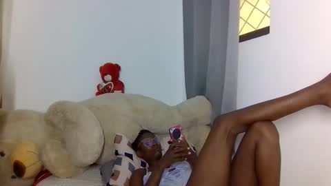 babytylerr online show from May 4, 2026, 2:13 pm
