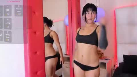 daya independent model online show from August 1, 2026, 5:18 am