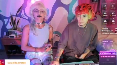 Snapshot of badeyes_crazylilgoat chatting on July 12, 2026, 9:44 am Dan Lila online show from July 12, 2026, 9:44 am