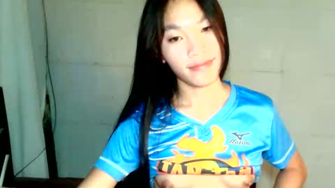 Snapshot of baninay810654 chatting on May 17, 2026, 9:00 pm baninay810654 online show from May 17, 2026, 9:00 pm