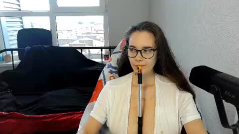 barbaramarbles online show from July 6, 2026, 8:11 am