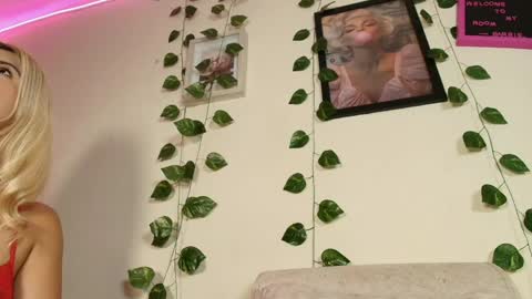 Snapshot of barbiie_98 chatting on May 2, 2026, 4:12 pm barbiie_98 online show from May 2, 2026, 4:12 pm