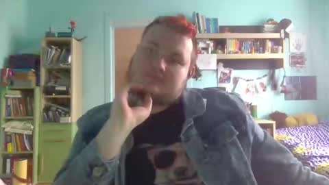 Snapshot of bartthebear69 chatting on February 26, 2025, 10:15 am BartTheBear online show from February 26, 2025, 10:15 am