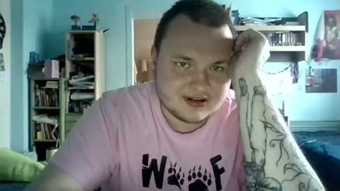 Snapshot of bartthebear69 chatting on July 5, 2026, 10:33 am BartTheBear online show from July 5, 2026, 10:33 am