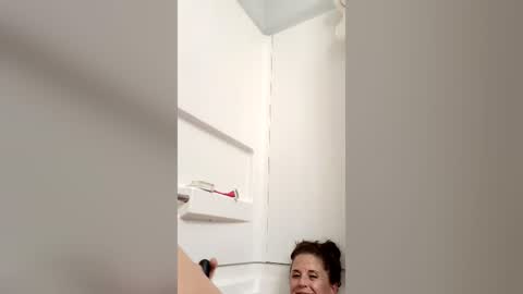 Snapshot of bdsmcutiepue chatting on June 27, 2026, 1:32 am bdsmcutiepue online show from June 27, 2026, 1:32 am